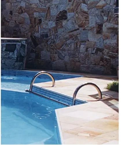 Suporte Para Corrimão Sodramar Universal em Aço Inox Para Piscina