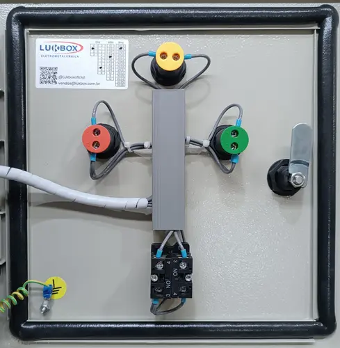 Painel para Bomba de Incêndio Profit 3 CV, 220 V Trifásico, com Partida Direta, Pressostato e Proteção de 7–10 A