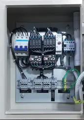 Painel de Comutação Automática Profit para 2 Motores de 3 CV, 380 V Trifásico, com Partida Direta e Proteção de 4–6,3 A